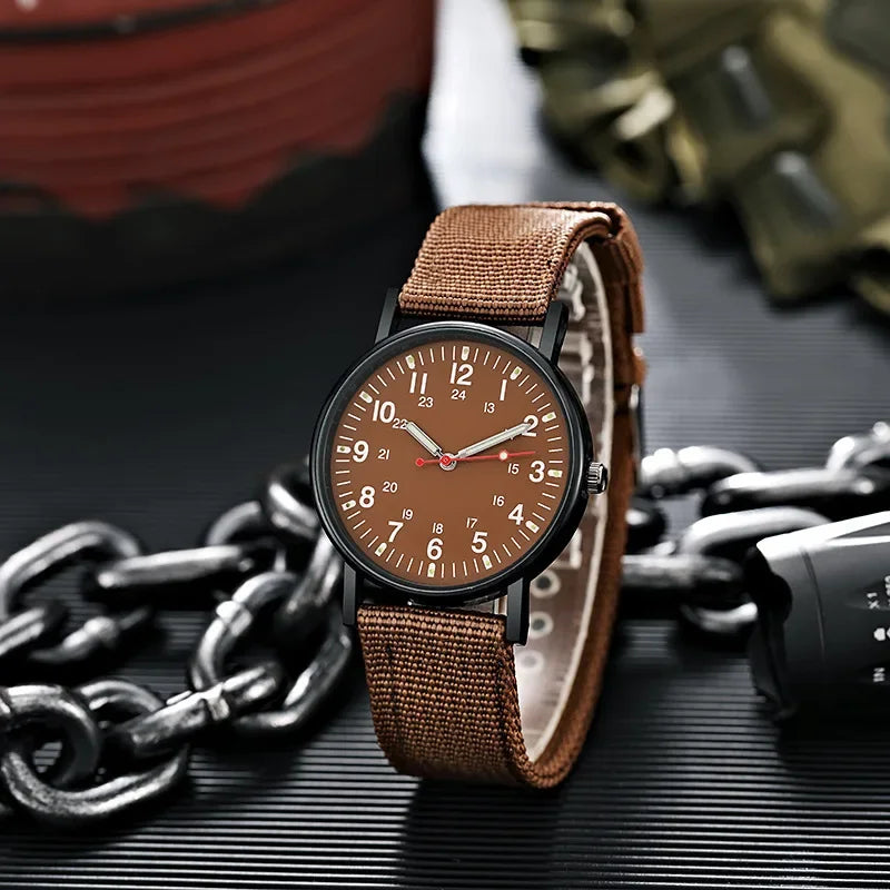 Reloj Militar Hombre – Deportivo, Cuarzo, Nylon y Luminiscente