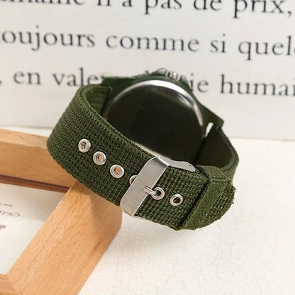 Reloj Militar Hombre – Deportivo, Cuarzo, Nylon y Luminiscente