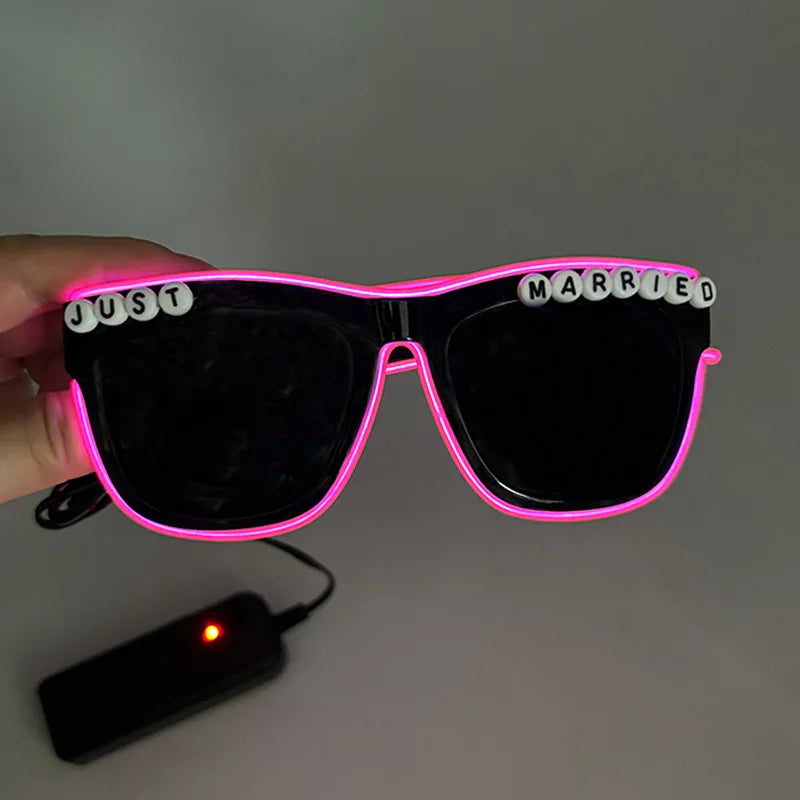 Gafas LED “Just Married” – Regalo Divertido Novios