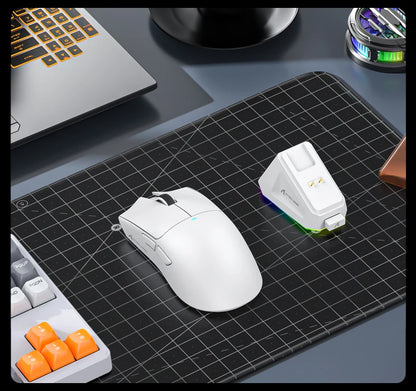 Ratón Gaming Attack Shark X11 – Tri-Mode (BT/2.4G/Cable) con RGB y Base de Carga Magnética
