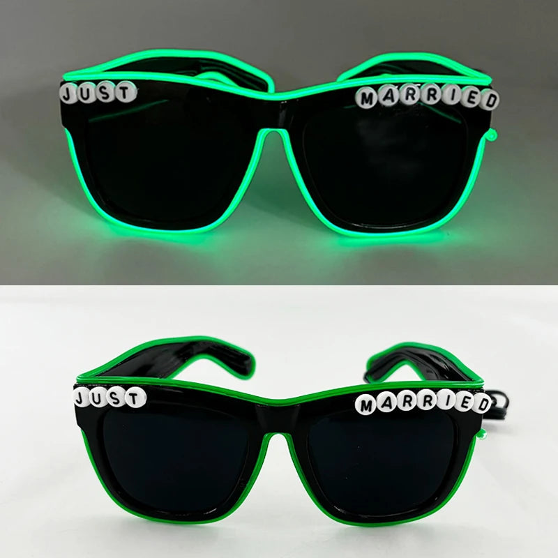 Gafas LED “Just Married” – Regalo Divertido Novios