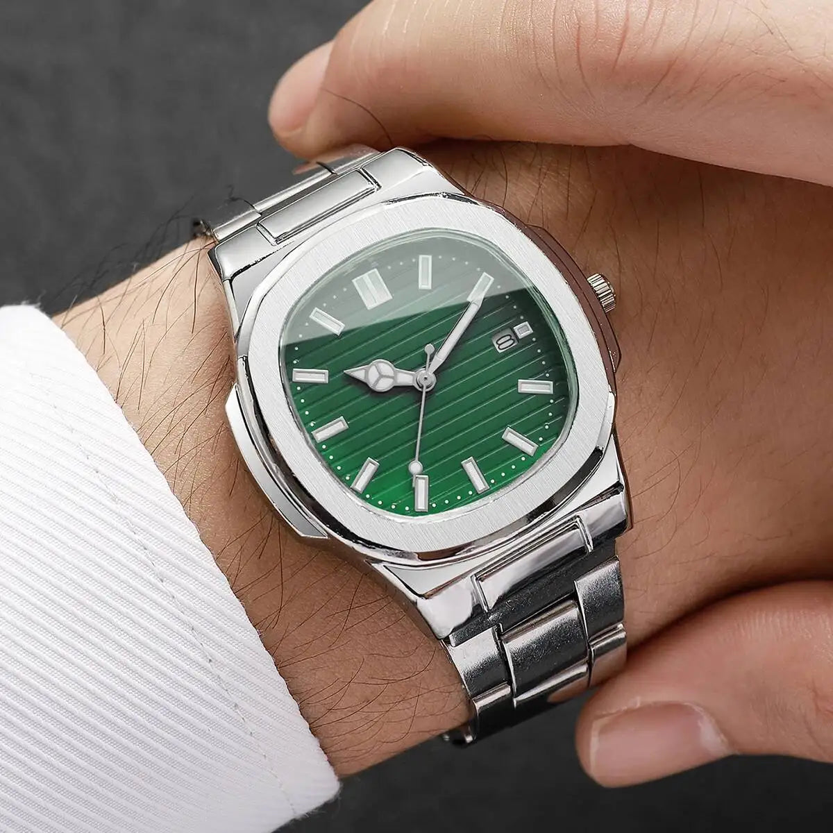 Reloj de Hombre Lujo – Cuarzo, Dial Cuadrado, Acero Inoxidable y Calendario (Sin Caja)