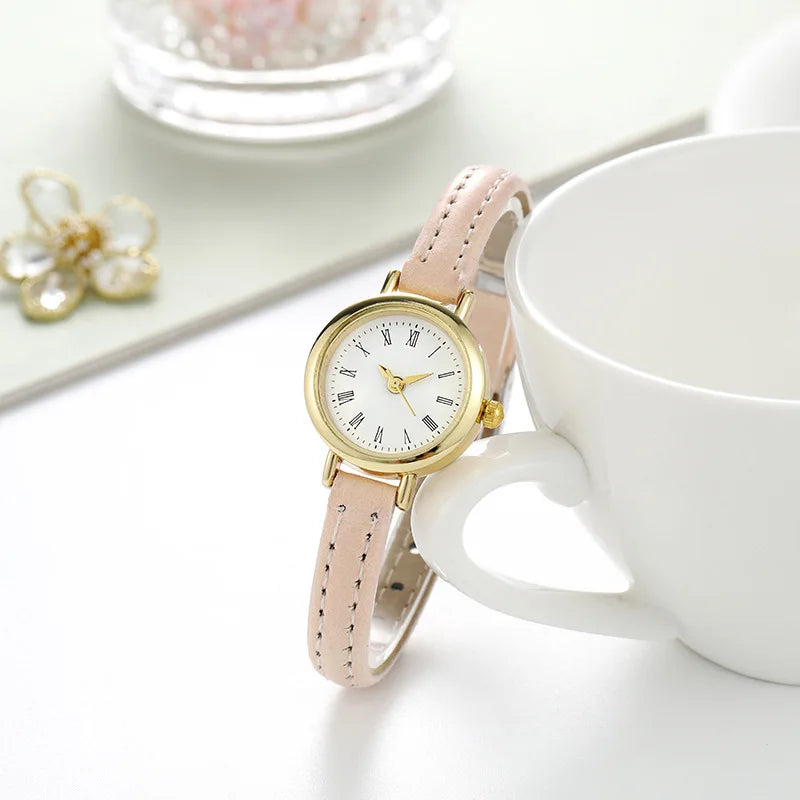 Reloj Retro Mujer – Pequeño, Cuarzo y Correa Fina de Cuero