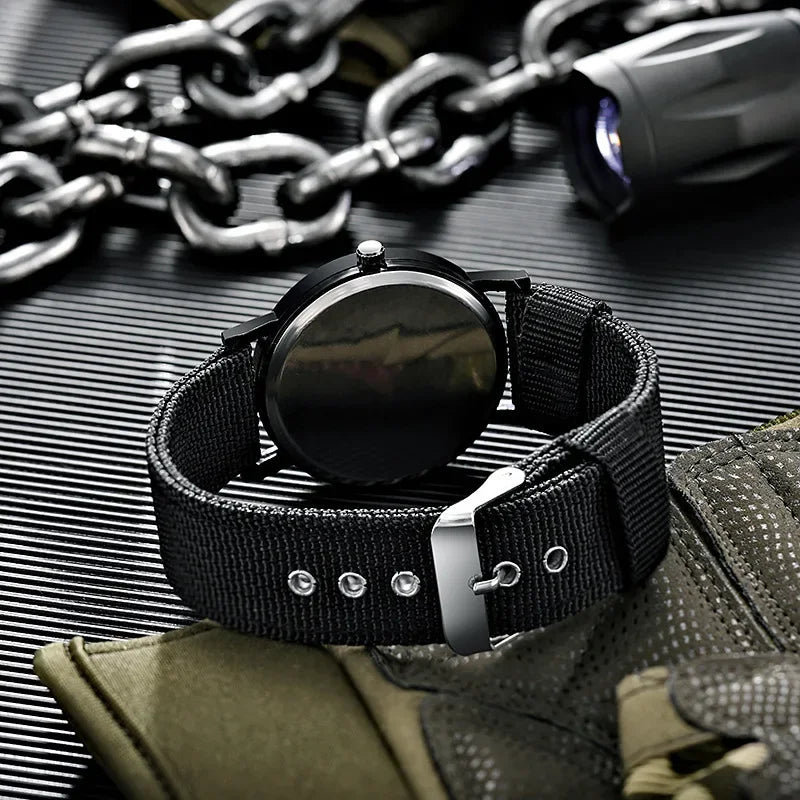 Reloj Militar Hombre – Deportivo, Cuarzo, Nylon y Luminiscente